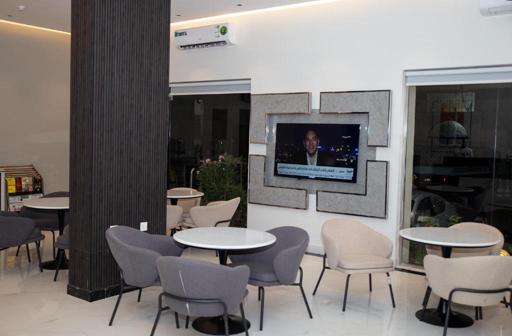 Four Seasons Residential Units