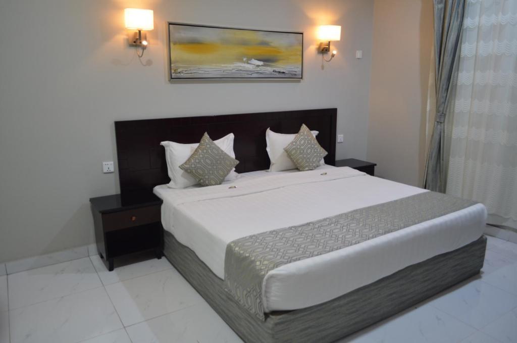 Double Rooms Guest Suites