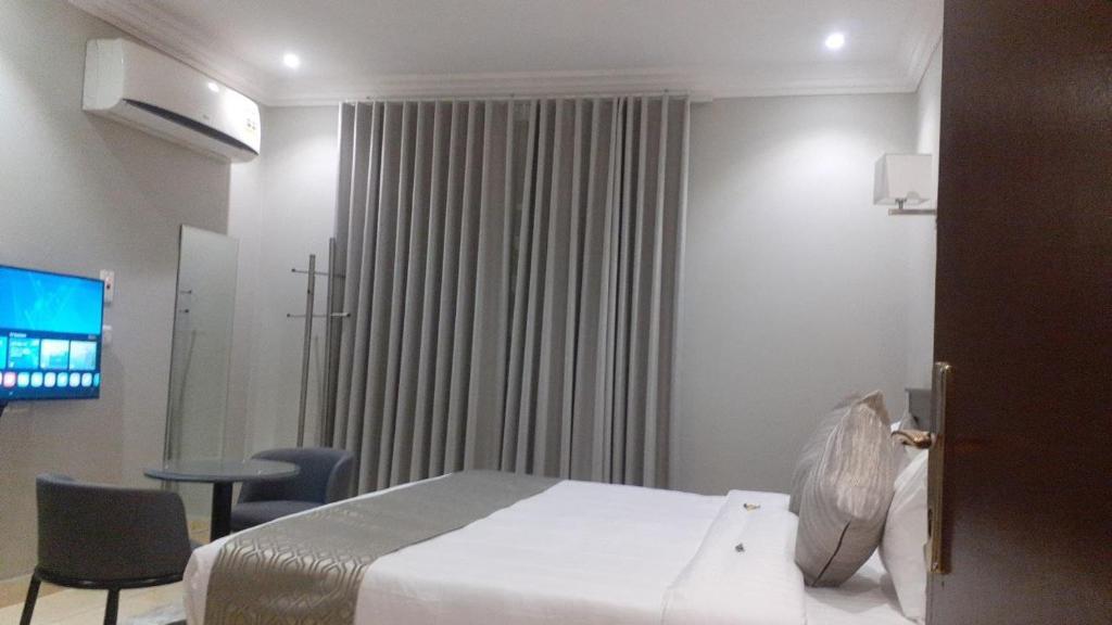 Double Rooms Guest Suites